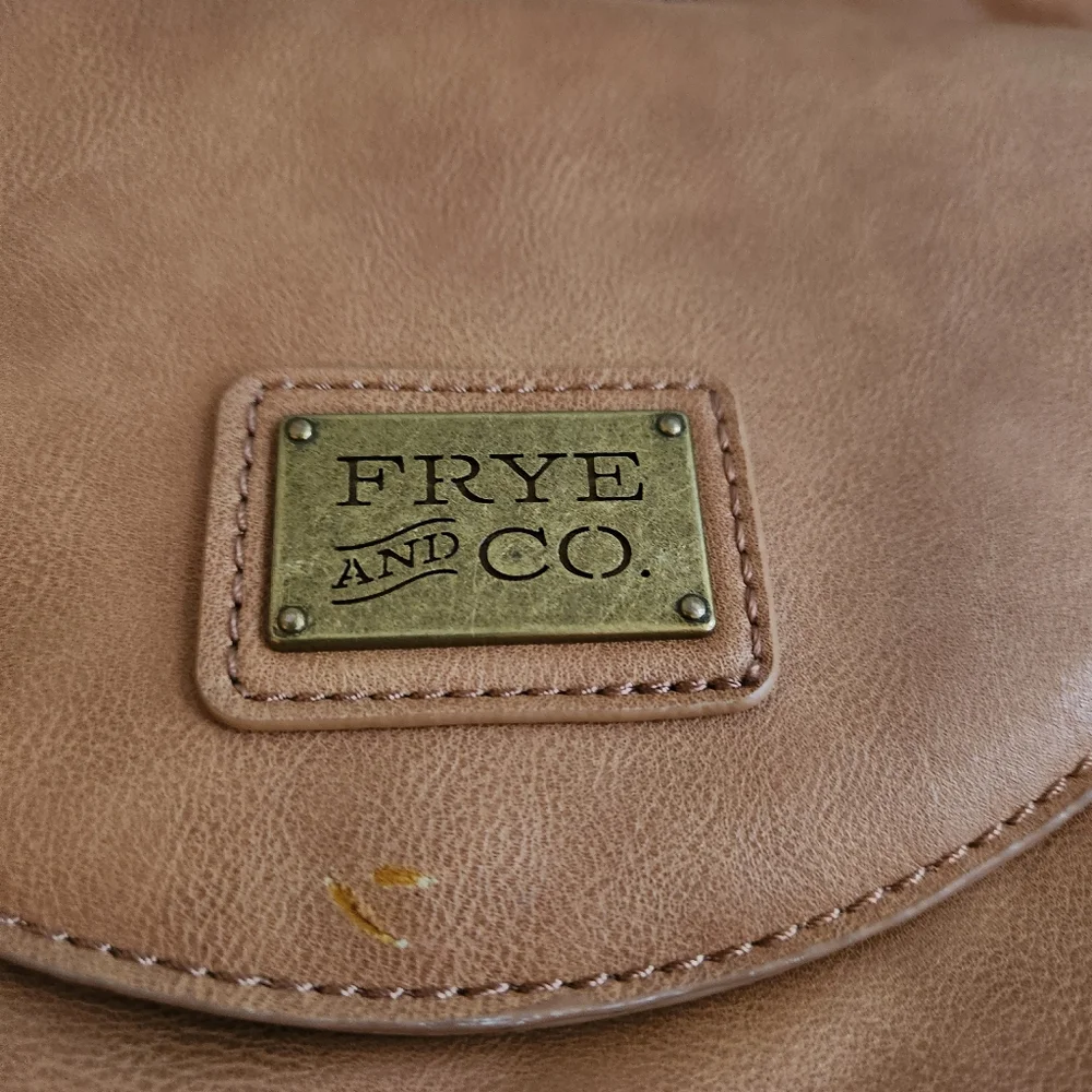 Frye & Co Brown Faux Leather Saddle Bag Crossbody Western Purse Pockets Shoulder